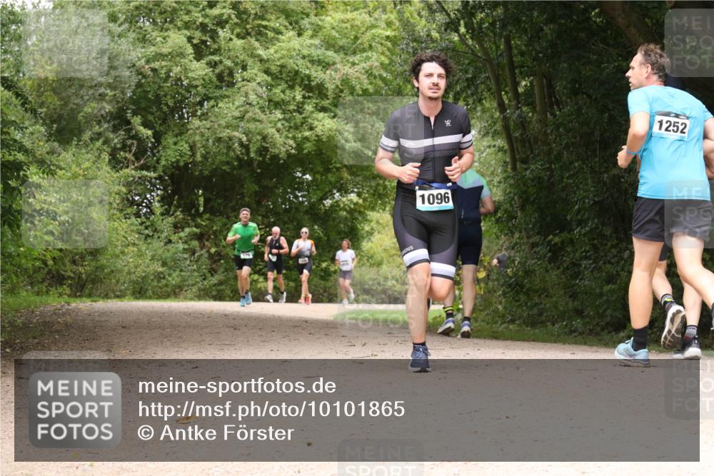 30.08.2026 - Elbe Triathlon Hamburg Antke Förster http://msf.ph/oto/10101865 30.08.2026 11:23:11 Laufen 1096, 1252 meine-sportfotos.de