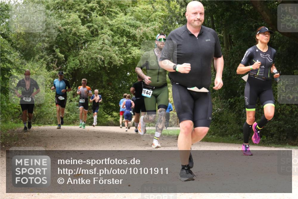 30.08.2026 - Elbe Triathlon Hamburg Antke Förster http://msf.ph/oto/10101911 30.08.2026 11:23:36 Laufen 571, 782, 1176, 1144 meine-sportfotos.de