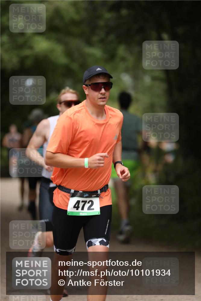 30.08.2026 - Elbe Triathlon Hamburg Antke Förster http://msf.ph/oto/10101934 30.08.2026 11:21:19 Laufen 472 meine-sportfotos.de