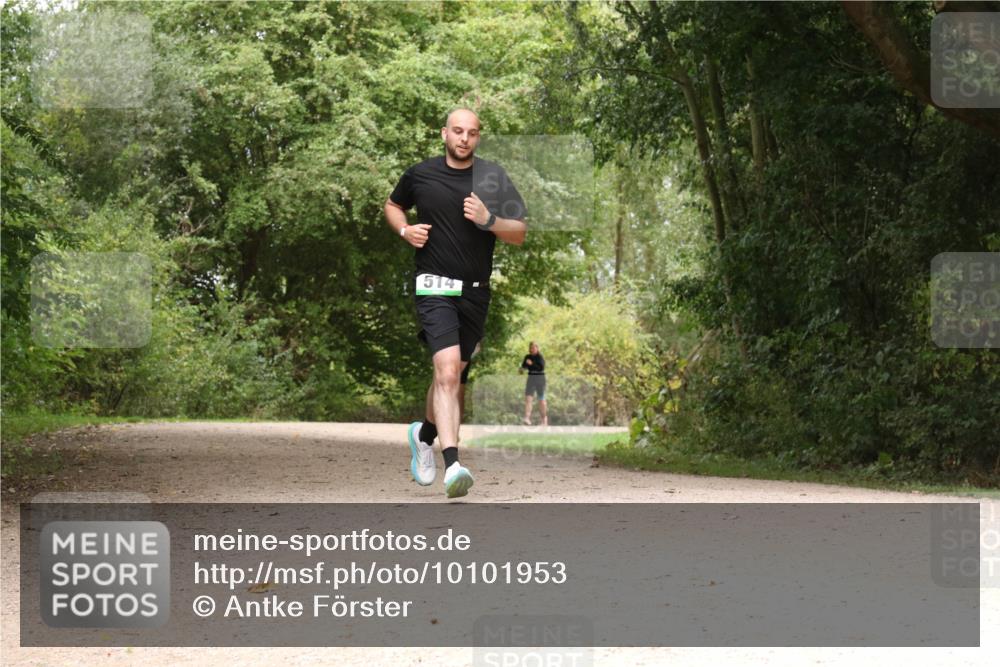30.08.2026 - Elbe Triathlon Hamburg Antke Förster http://msf.ph/oto/10101953 30.08.2026 11:24:06 Laufen 514 meine-sportfotos.de