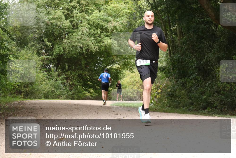 30.08.2026 - Elbe Triathlon Hamburg Antke Förster http://msf.ph/oto/10101955 30.08.2026 11:24:07 Laufen 514 meine-sportfotos.de