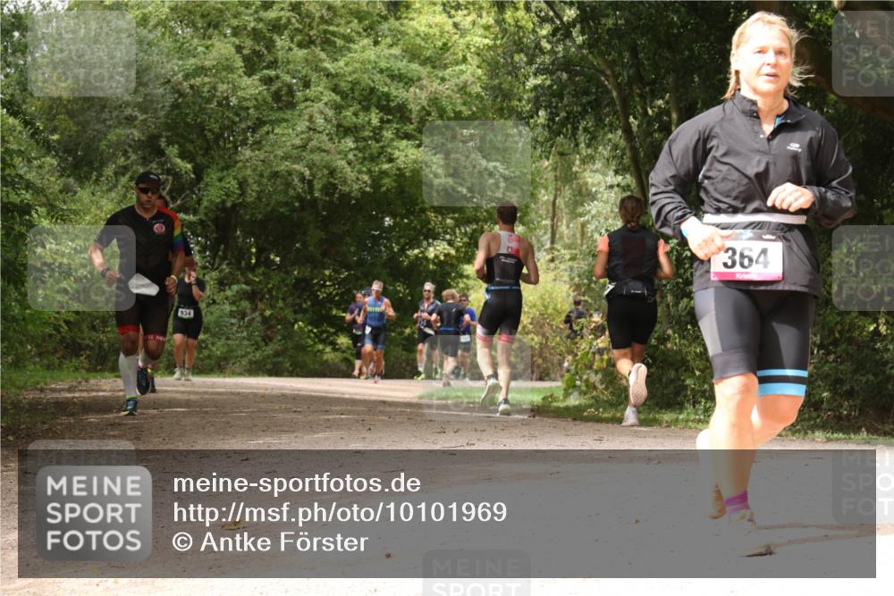 30.08.2026 - Elbe Triathlon Hamburg Antke Förster http://msf.ph/oto/10101969 30.08.2026 11:24:26 Laufen 934, 364 meine-sportfotos.de