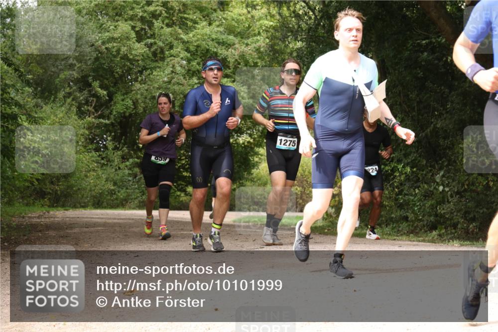 30.08.2026 - Elbe Triathlon Hamburg Antke Förster http://msf.ph/oto/10101999 30.08.2026 11:24:40 Laufen 659, 1275, 224 meine-sportfotos.de