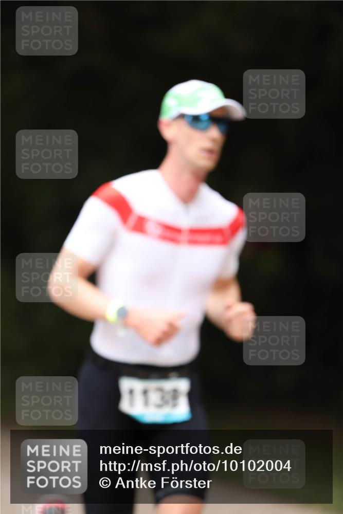 30.08.2026 - Elbe Triathlon Hamburg Antke Förster http://msf.ph/oto/10102004 30.08.2026 11:21:51 Laufen 1138 meine-sportfotos.de