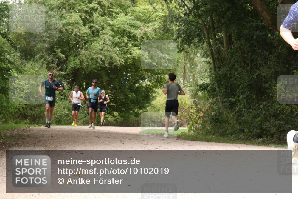 30.08.2026 - Elbe Triathlon Hamburg Antke Förster http://msf.ph/oto/10102019 30.08.2026 11:24:55 Laufen 1121 meine-sportfotos.de