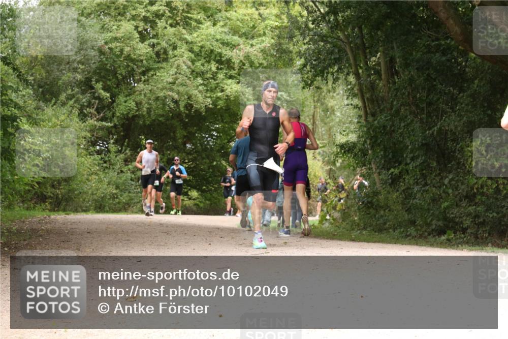 30.08.2026 - Elbe Triathlon Hamburg Antke Förster http://msf.ph/oto/10102049 30.08.2026 11:25:14 Laufen  meine-sportfotos.de