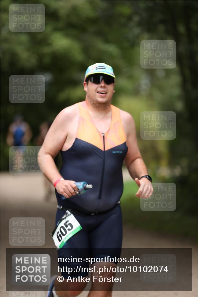 30.08.2026 - Elbe Triathlon Hamburg Antke Förster http://msf.ph/oto/10102074 30.08.2026 11:22:22 Laufen 605 meine-sportfotos.de