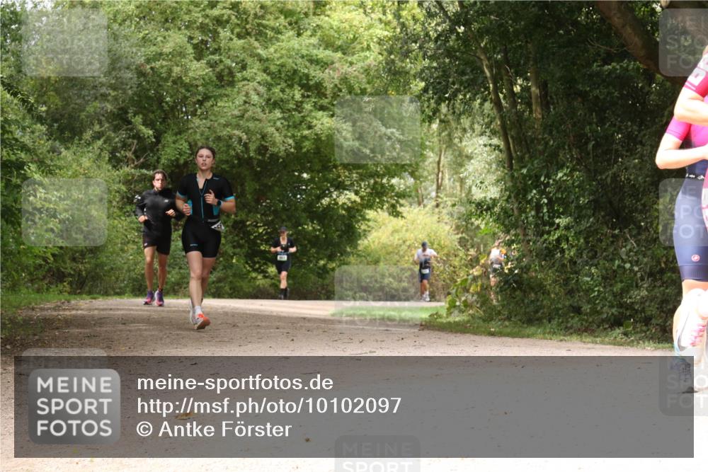 30.08.2026 - Elbe Triathlon Hamburg Antke Förster http://msf.ph/oto/10102097 30.08.2026 11:25:40 Laufen  meine-sportfotos.de