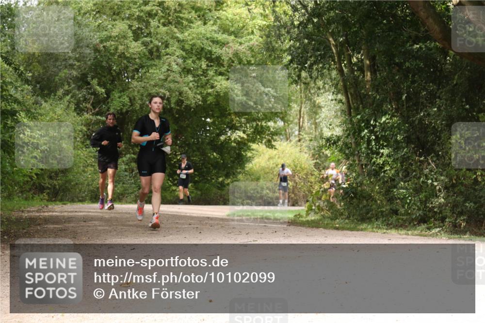 30.08.2026 - Elbe Triathlon Hamburg Antke Förster http://msf.ph/oto/10102099 30.08.2026 11:25:40 Laufen  meine-sportfotos.de