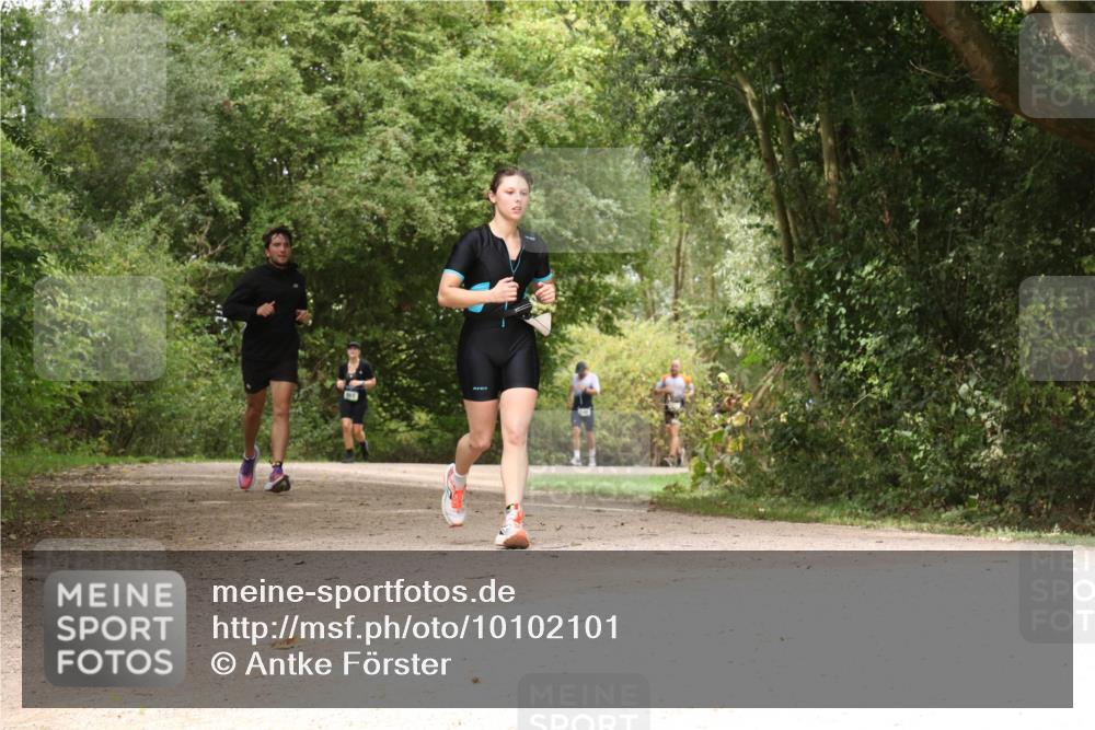 30.08.2026 - Elbe Triathlon Hamburg Antke Förster http://msf.ph/oto/10102101 30.08.2026 11:25:42 Laufen  meine-sportfotos.de