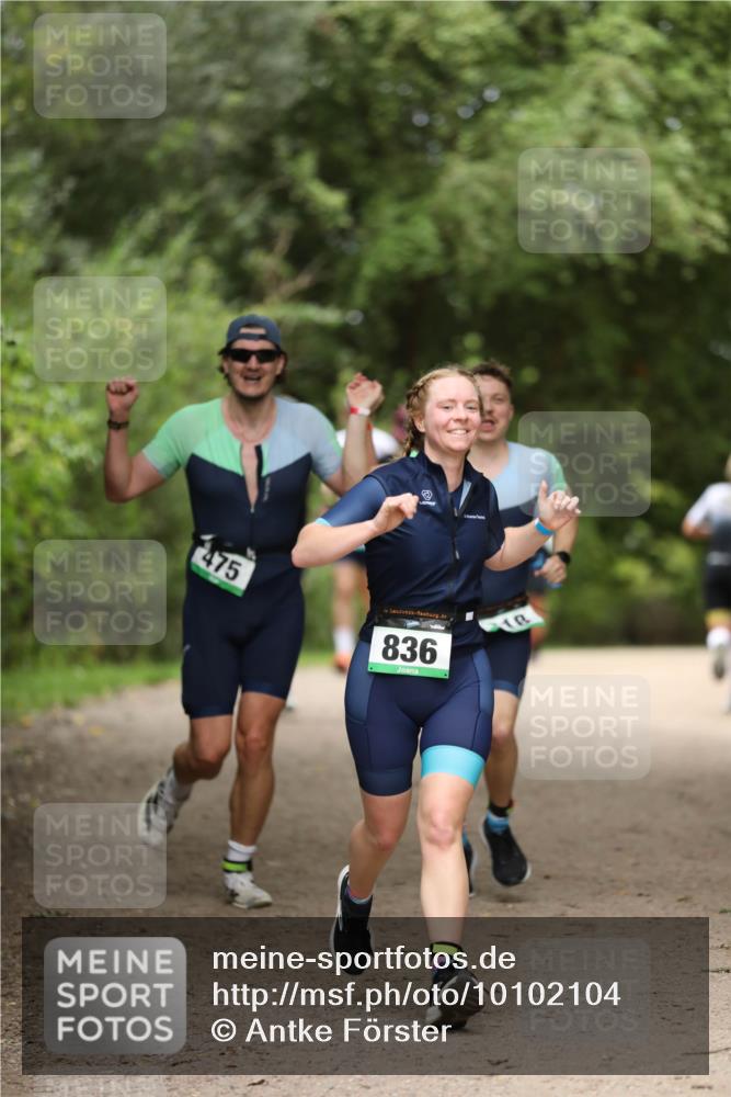 30.08.2026 - Elbe Triathlon Hamburg Antke Förster http://msf.ph/oto/10102104 30.08.2026 11:22:36 Laufen 475, 836, 10 meine-sportfotos.de