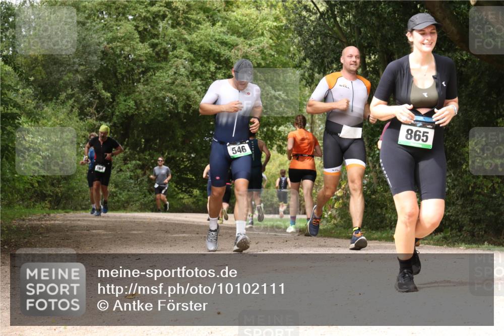 30.08.2026 - Elbe Triathlon Hamburg Antke Förster http://msf.ph/oto/10102111 30.08.2026 11:25:56 Laufen 764, 546, 865 meine-sportfotos.de