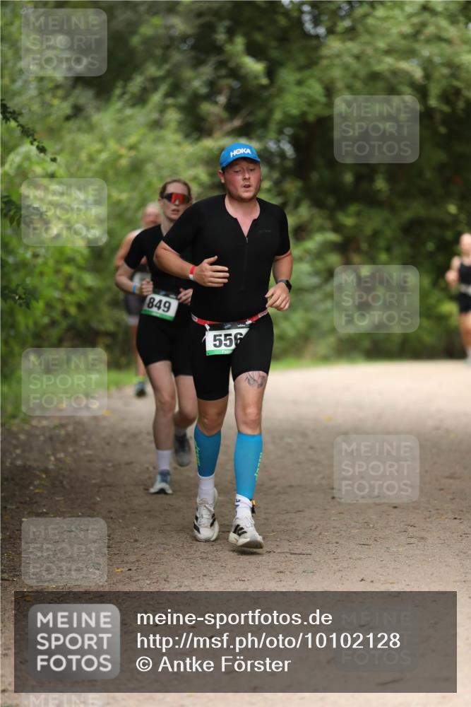 30.08.2026 - Elbe Triathlon Hamburg Antke Förster http://msf.ph/oto/10102128 30.08.2026 11:22:51 Laufen 849, 556 meine-sportfotos.de