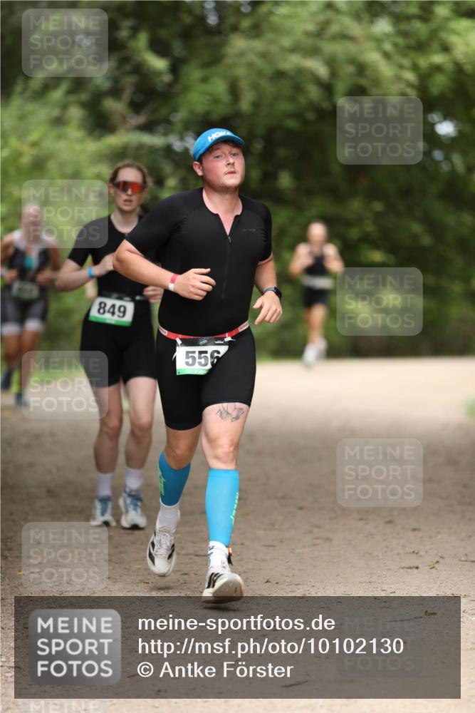 30.08.2026 - Elbe Triathlon Hamburg Antke Förster http://msf.ph/oto/10102130 30.08.2026 11:22:51 Laufen 849, 556 meine-sportfotos.de