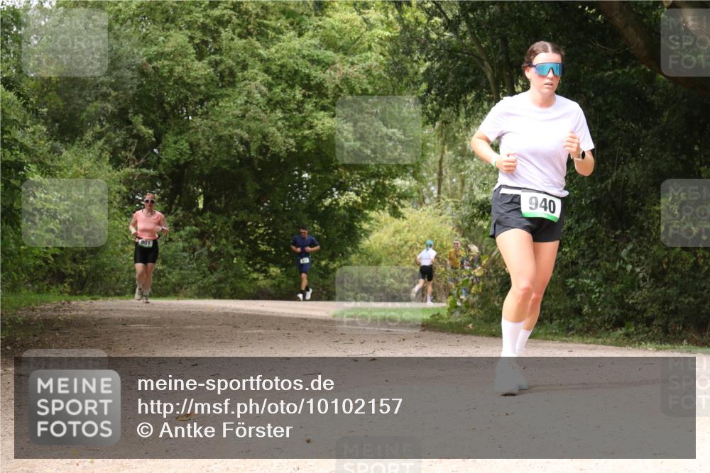30.08.2026 - Elbe Triathlon Hamburg Antke Förster http://msf.ph/oto/10102157 30.08.2026 11:26:24 Laufen 901, 940 meine-sportfotos.de