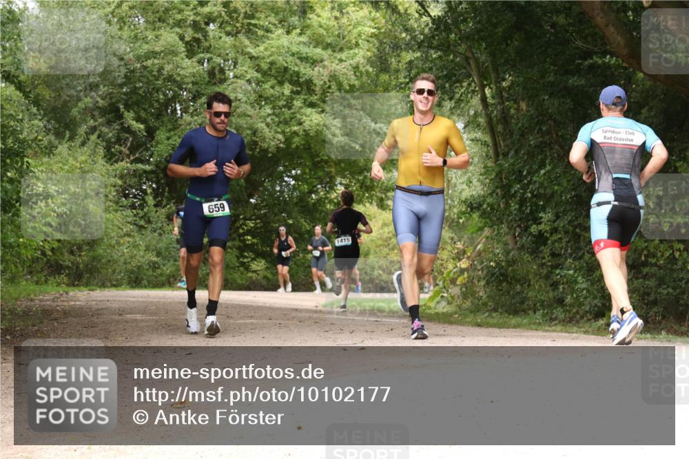 30.08.2026 - Elbe Triathlon Hamburg Antke Förster http://msf.ph/oto/10102177 30.08.2026 11:26:37 Laufen 659, 1415 meine-sportfotos.de