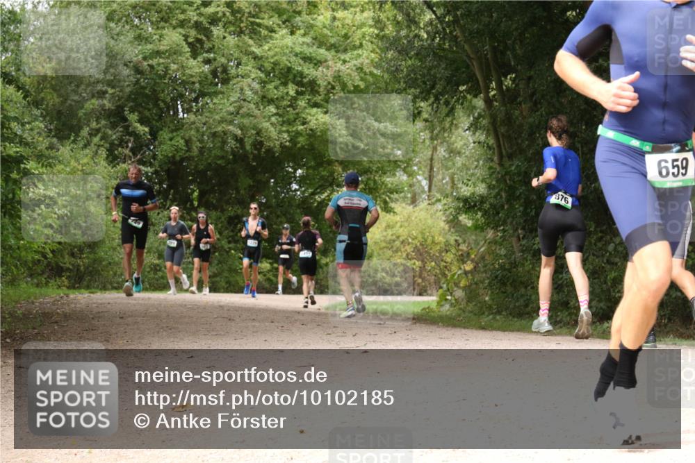 30.08.2026 - Elbe Triathlon Hamburg Antke Förster http://msf.ph/oto/10102185 30.08.2026 11:26:40 Laufen 876, 659 meine-sportfotos.de