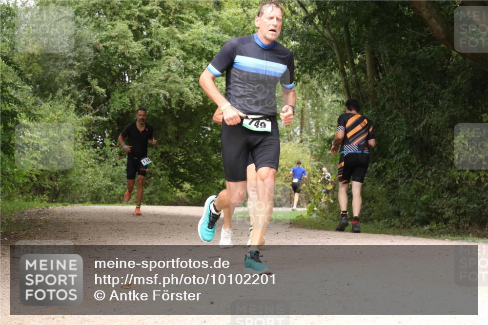 30.08.2026 - Elbe Triathlon Hamburg Antke Förster http://msf.ph/oto/10102201 30.08.2026 11:26:52 Laufen 132, 749 meine-sportfotos.de