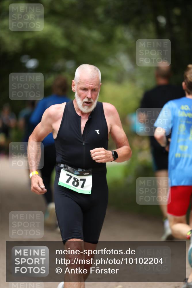 30.08.2026 - Elbe Triathlon Hamburg Antke Förster http://msf.ph/oto/10102204 30.08.2026 11:23:27 Laufen 10, 787 meine-sportfotos.de