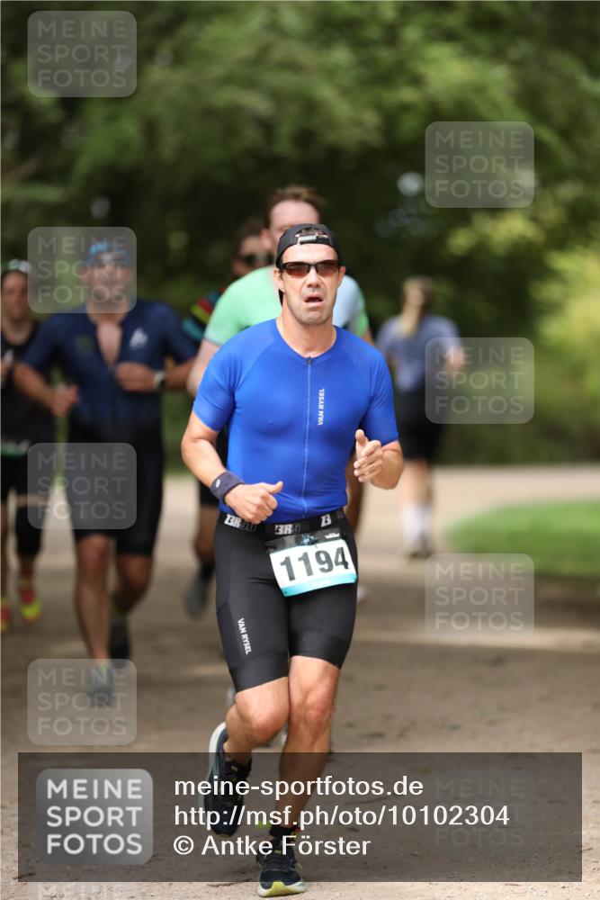 30.08.2026 - Elbe Triathlon Hamburg Antke Förster http://msf.ph/oto/10102304 30.08.2026 11:24:38 Laufen 3, 13, 1194 meine-sportfotos.de
