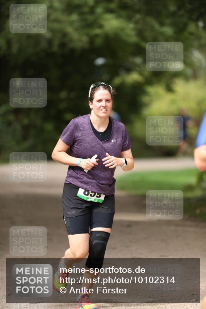 30.08.2026 - Elbe Triathlon Hamburg Antke Förster http://msf.ph/oto/10102314 30.08.2026 11:24:42 Laufen  meine-sportfotos.de