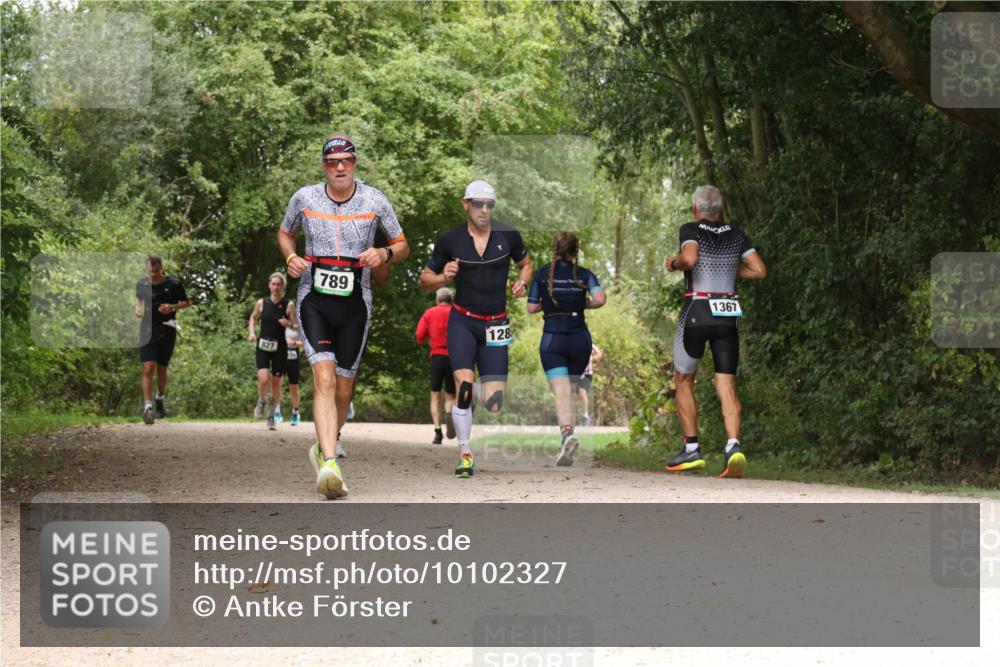 30.08.2026 - Elbe Triathlon Hamburg Antke Förster http://msf.ph/oto/10102327 30.08.2026 11:28:10 Laufen 827, 789, 128, 1367 meine-sportfotos.de