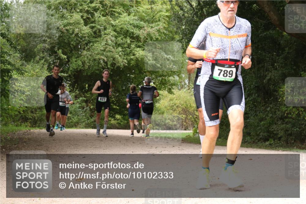 30.08.2026 - Elbe Triathlon Hamburg Antke Förster http://msf.ph/oto/10102333 30.08.2026 11:28:13 Laufen 827, 115, 012, 136, 789 meine-sportfotos.de