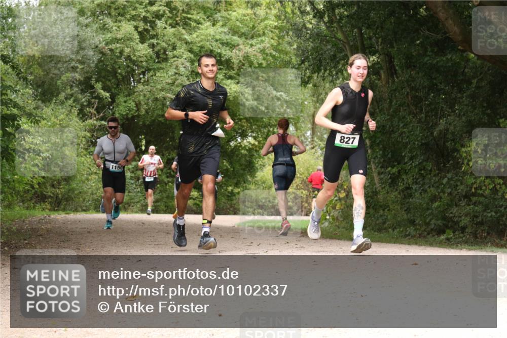 30.08.2026 - Elbe Triathlon Hamburg Antke Förster http://msf.ph/oto/10102337 30.08.2026 11:28:16 Laufen 1150, 1015, 827 meine-sportfotos.de