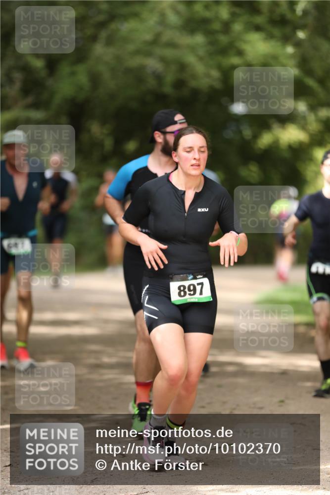 30.08.2026 - Elbe Triathlon Hamburg Antke Förster http://msf.ph/oto/10102370 30.08.2026 11:25:26 Laufen 2, 897 meine-sportfotos.de