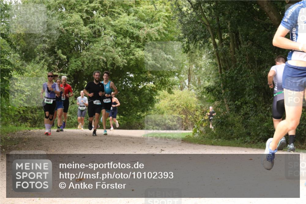 30.08.2026 - Elbe Triathlon Hamburg Antke Förster http://msf.ph/oto/10102393 30.08.2026 11:29:08 Laufen 1016, 1442 meine-sportfotos.de