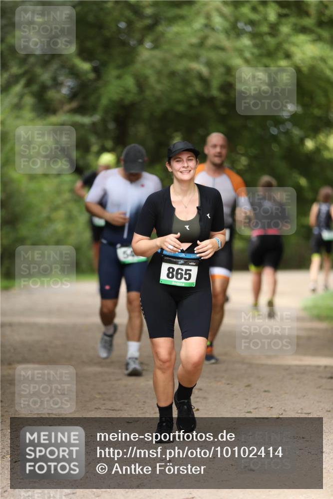 30.08.2026 - Elbe Triathlon Hamburg Antke Förster http://msf.ph/oto/10102414 30.08.2026 11:25:53 Laufen 54, 865 meine-sportfotos.de