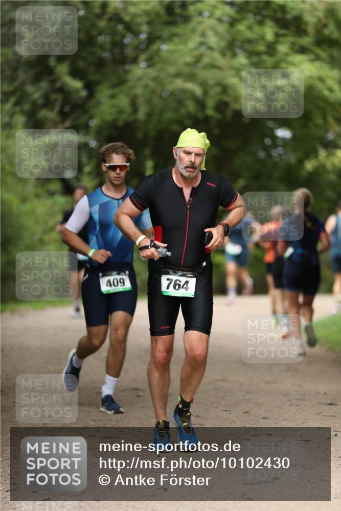 30.08.2026 - Elbe Triathlon Hamburg Antke Förster http://msf.ph/oto/10102430 30.08.2026 11:26:02 Laufen 409, 764, 3 meine-sportfotos.de