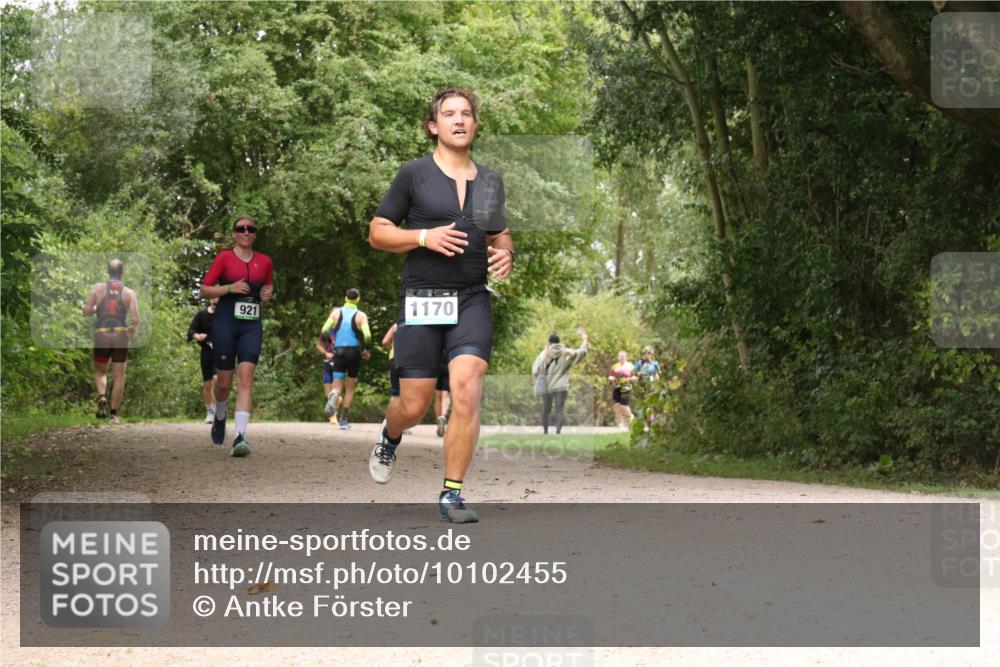 30.08.2026 - Elbe Triathlon Hamburg Antke Förster http://msf.ph/oto/10102455 30.08.2026 11:29:44 Laufen 1170, 921 meine-sportfotos.de