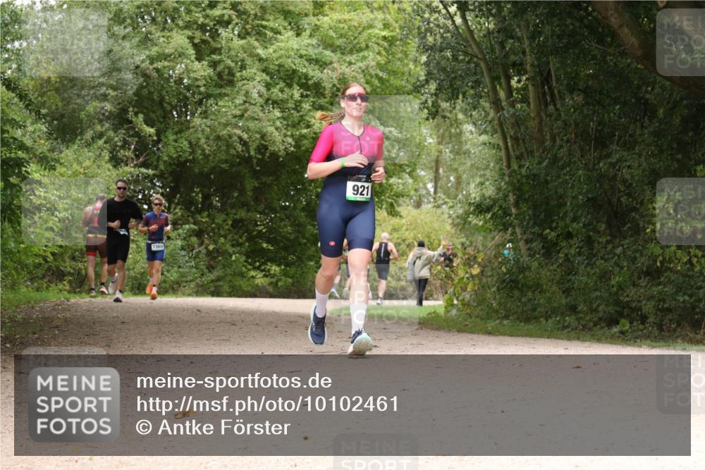 30.08.2026 - Elbe Triathlon Hamburg Antke Förster http://msf.ph/oto/10102461 30.08.2026 11:29:47 Laufen 1369, 921 meine-sportfotos.de