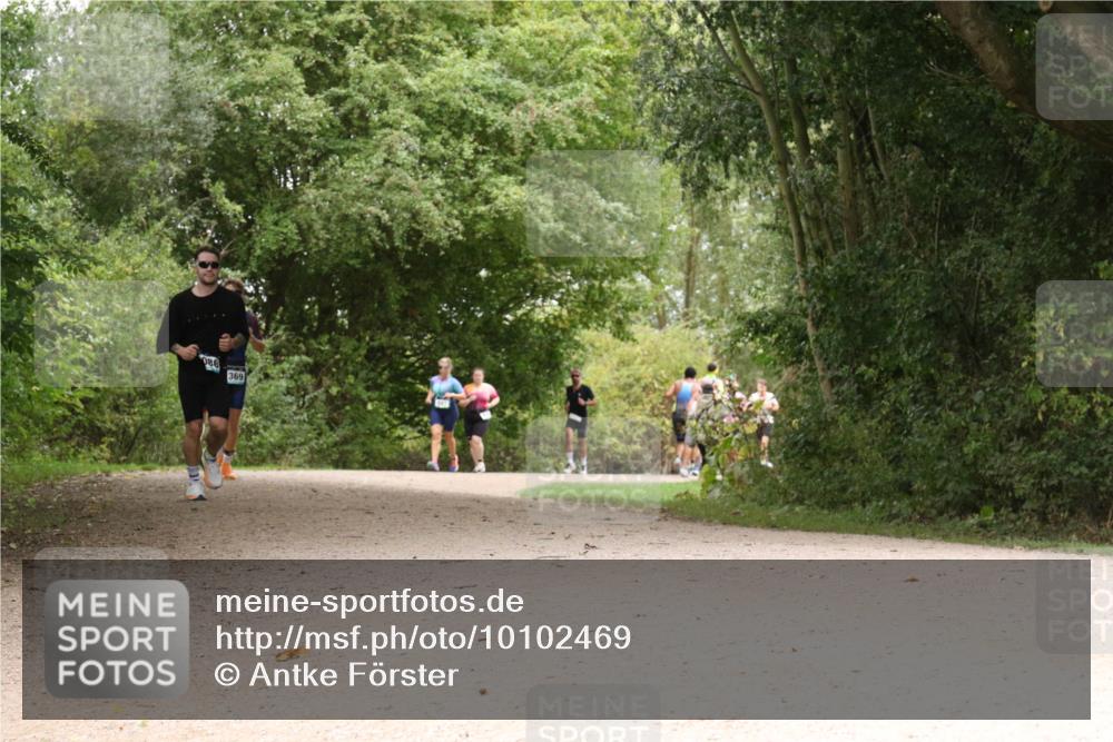 30.08.2026 - Elbe Triathlon Hamburg Antke Förster http://msf.ph/oto/10102469 30.08.2026 11:29:50 Laufen 086, 369 meine-sportfotos.de