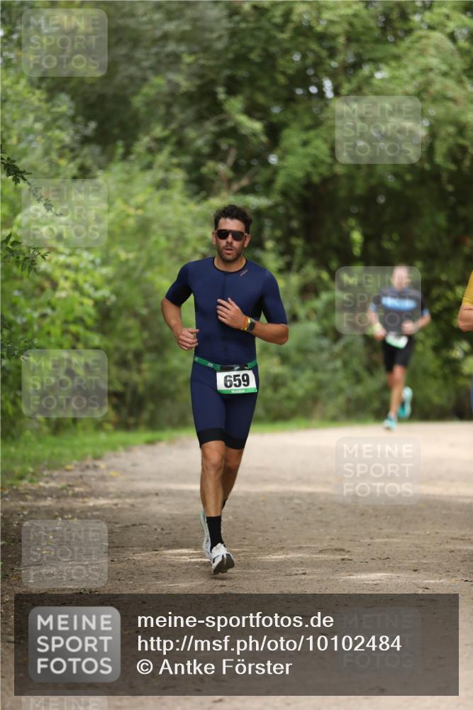 30.08.2026 - Elbe Triathlon Hamburg Antke Förster http://msf.ph/oto/10102484 30.08.2026 11:26:36 Laufen 659 meine-sportfotos.de