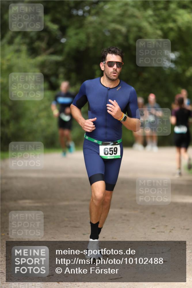 30.08.2026 - Elbe Triathlon Hamburg Antke Förster http://msf.ph/oto/10102488 30.08.2026 11:26:38 Laufen 659 meine-sportfotos.de