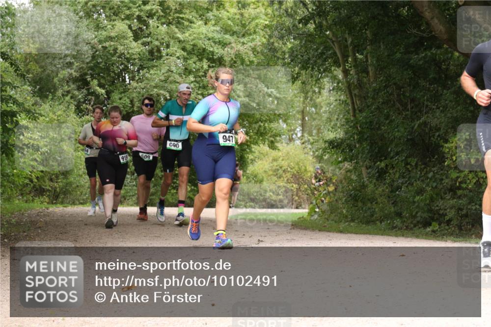30.08.2026 - Elbe Triathlon Hamburg Antke Förster http://msf.ph/oto/10102491 30.08.2026 11:30:04 Laufen 919, 509, 690, 947 meine-sportfotos.de