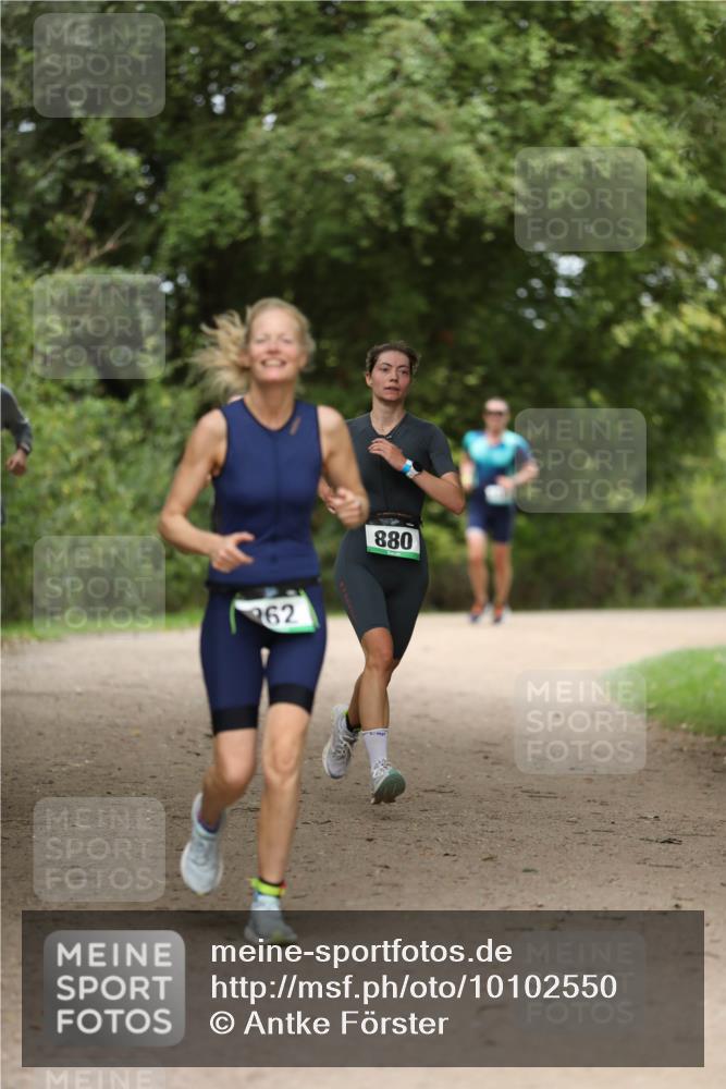 30.08.2026 - Elbe Triathlon Hamburg Antke Förster http://msf.ph/oto/10102550 30.08.2026 11:27:25 Laufen 62, 880 meine-sportfotos.de