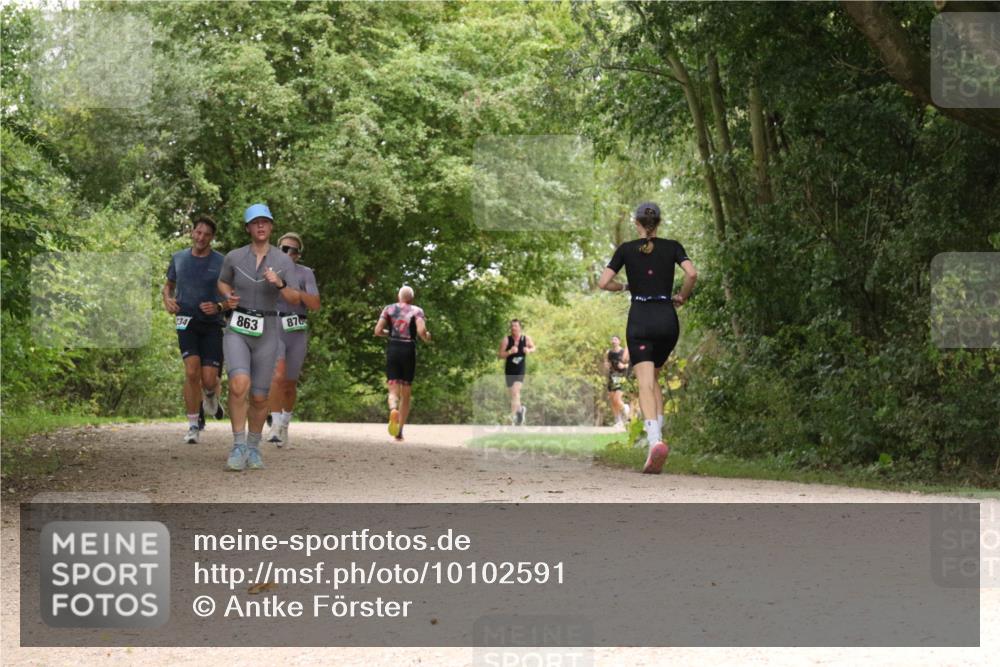 30.08.2026 - Elbe Triathlon Hamburg Antke Förster http://msf.ph/oto/10102591 30.08.2026 11:31:22 Laufen 234, 863, 87 meine-sportfotos.de