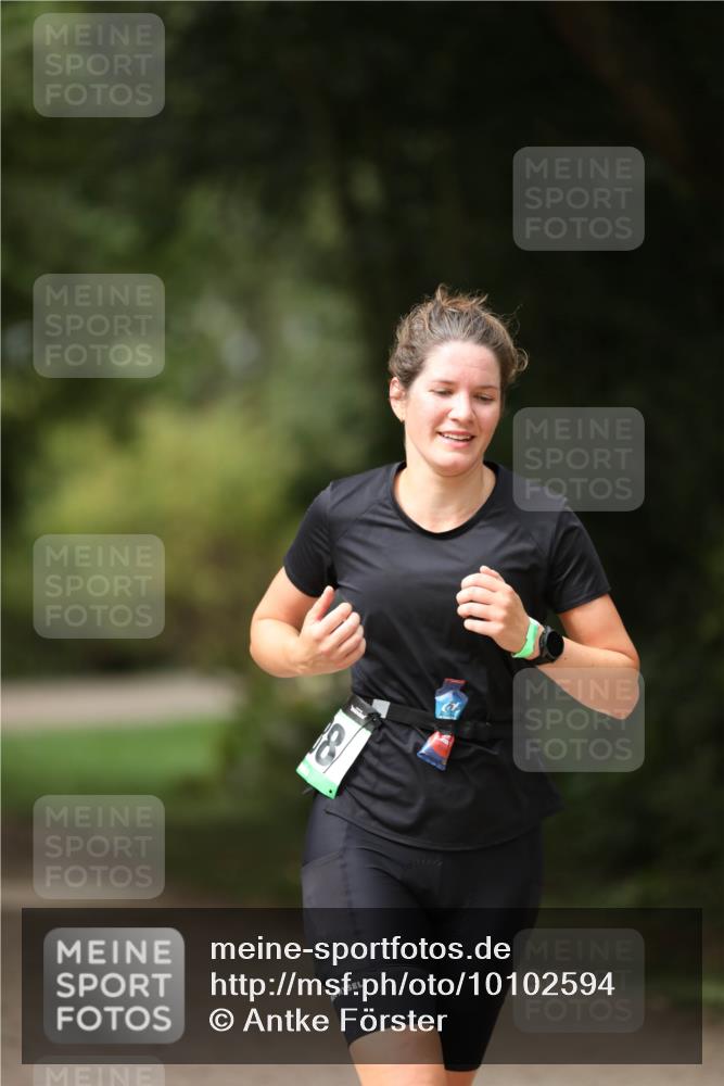 30.08.2026 - Elbe Triathlon Hamburg Antke Förster http://msf.ph/oto/10102594 30.08.2026 11:27:47 Laufen  meine-sportfotos.de