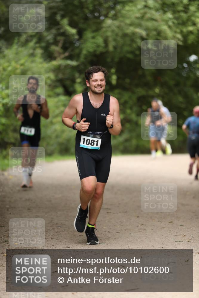 30.08.2026 - Elbe Triathlon Hamburg Antke Förster http://msf.ph/oto/10102600 30.08.2026 11:27:55 Laufen 1714, 1081 meine-sportfotos.de
