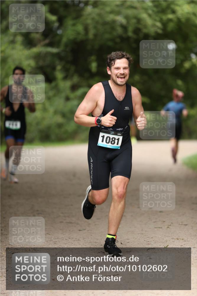 30.08.2026 - Elbe Triathlon Hamburg Antke Förster http://msf.ph/oto/10102602 30.08.2026 11:27:56 Laufen 12108, 1081 meine-sportfotos.de
