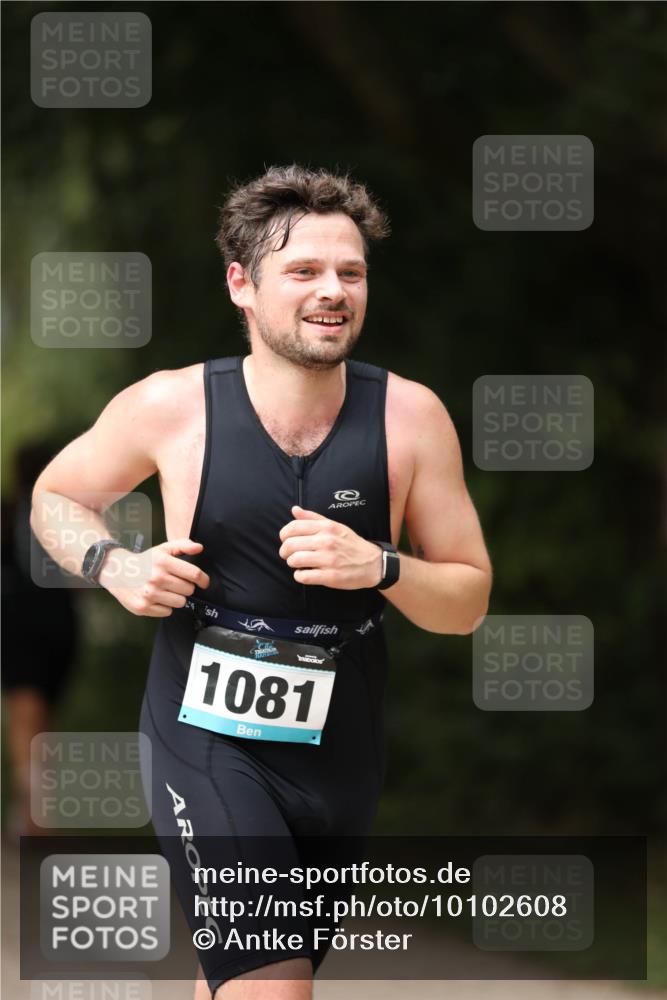 30.08.2026 - Elbe Triathlon Hamburg Antke Förster http://msf.ph/oto/10102608 30.08.2026 11:27:58 Laufen 1081 meine-sportfotos.de