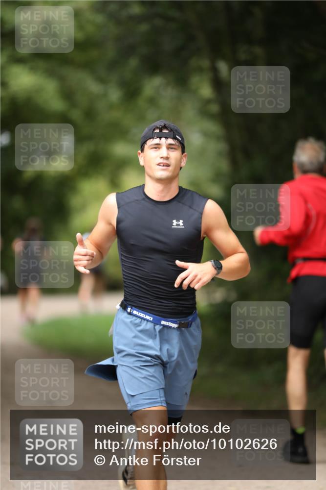 30.08.2026 - Elbe Triathlon Hamburg Antke Förster http://msf.ph/oto/10102626 30.08.2026 11:28:05 Laufen  meine-sportfotos.de