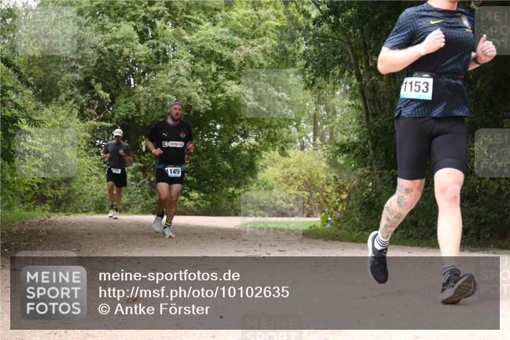 30.08.2026 - Elbe Triathlon Hamburg Antke Förster http://msf.ph/oto/10102635 30.08.2026 11:31:54 Laufen 1149, 1153 meine-sportfotos.de