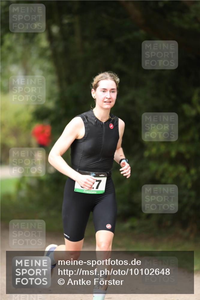 30.08.2026 - Elbe Triathlon Hamburg Antke Förster http://msf.ph/oto/10102648 30.08.2026 11:28:17 Laufen 27 meine-sportfotos.de