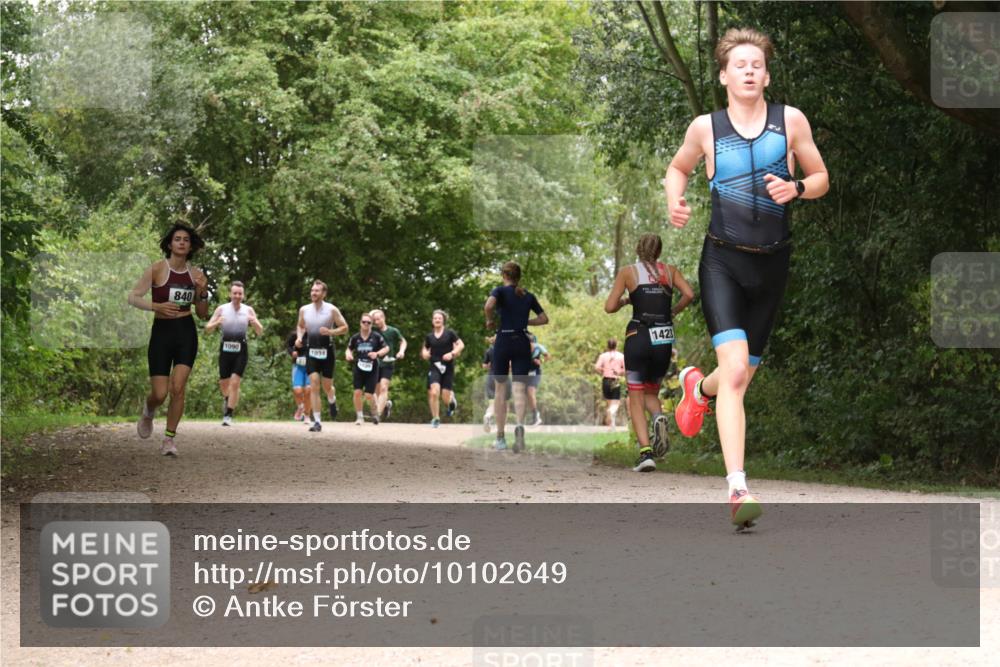 30.08.2026 - Elbe Triathlon Hamburg Antke Förster http://msf.ph/oto/10102649 30.08.2026 11:32:15 Laufen 840, 1090, 1034, 1423 meine-sportfotos.de