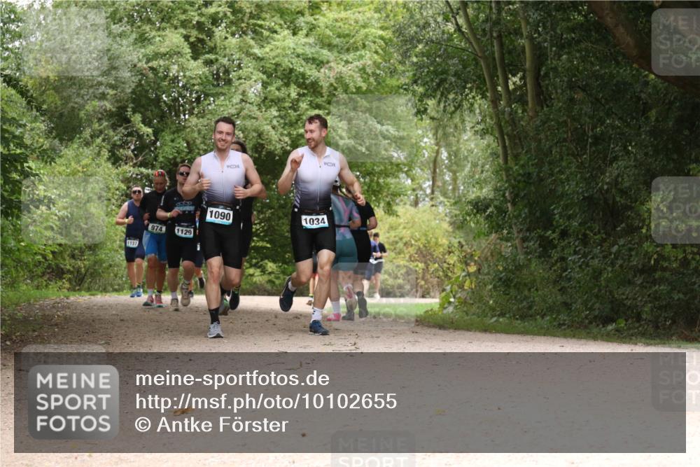 30.08.2026 - Elbe Triathlon Hamburg Antke Förster http://msf.ph/oto/10102655 30.08.2026 11:32:21 Laufen 1137, 974, 1129, 1090, 1034 meine-sportfotos.de