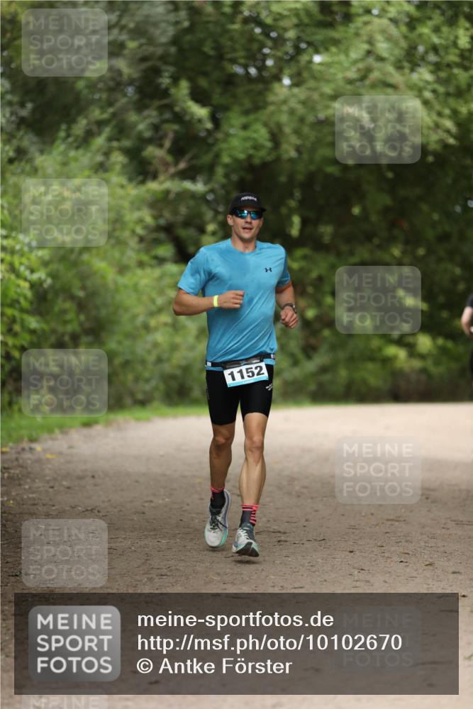 30.08.2026 - Elbe Triathlon Hamburg Antke Förster http://msf.ph/oto/10102670 30.08.2026 11:28:37 Laufen 1152 meine-sportfotos.de